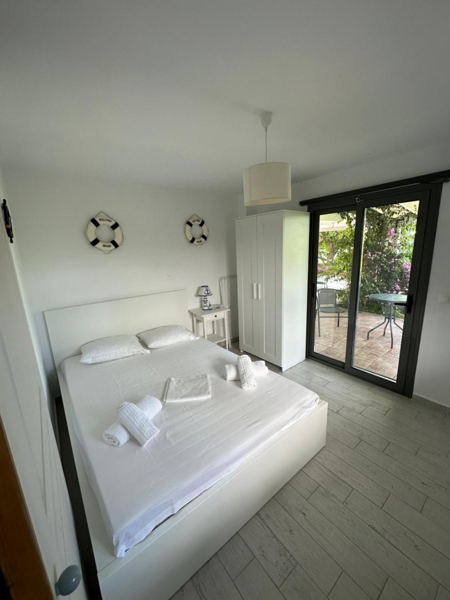 Aparthotel La Casa Al Mare à Mola Kalyva Extérieur photo